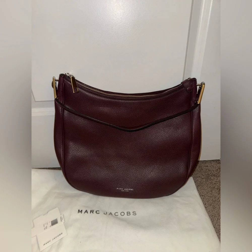 100% Authentic Marc Jacobs Large Hobo